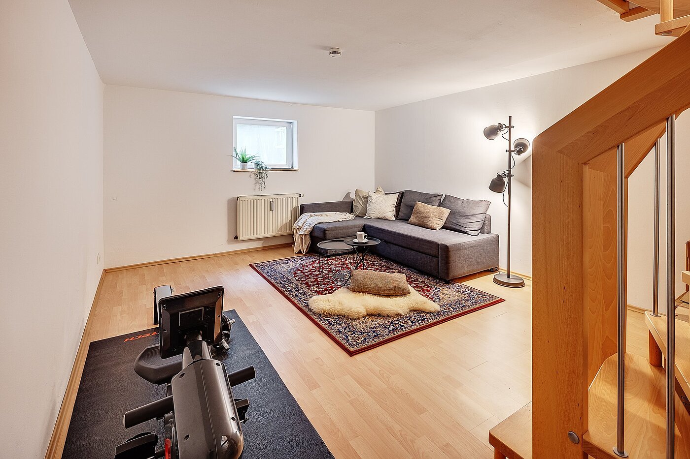 Flad med 3 Værelser | München-Hasenbergl | 2105ML10 | mit Fenster