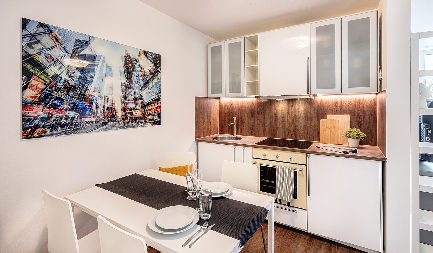 Düz ile 2 Odalar | München-Bogenhausen | 70142 | Integrierte Küche