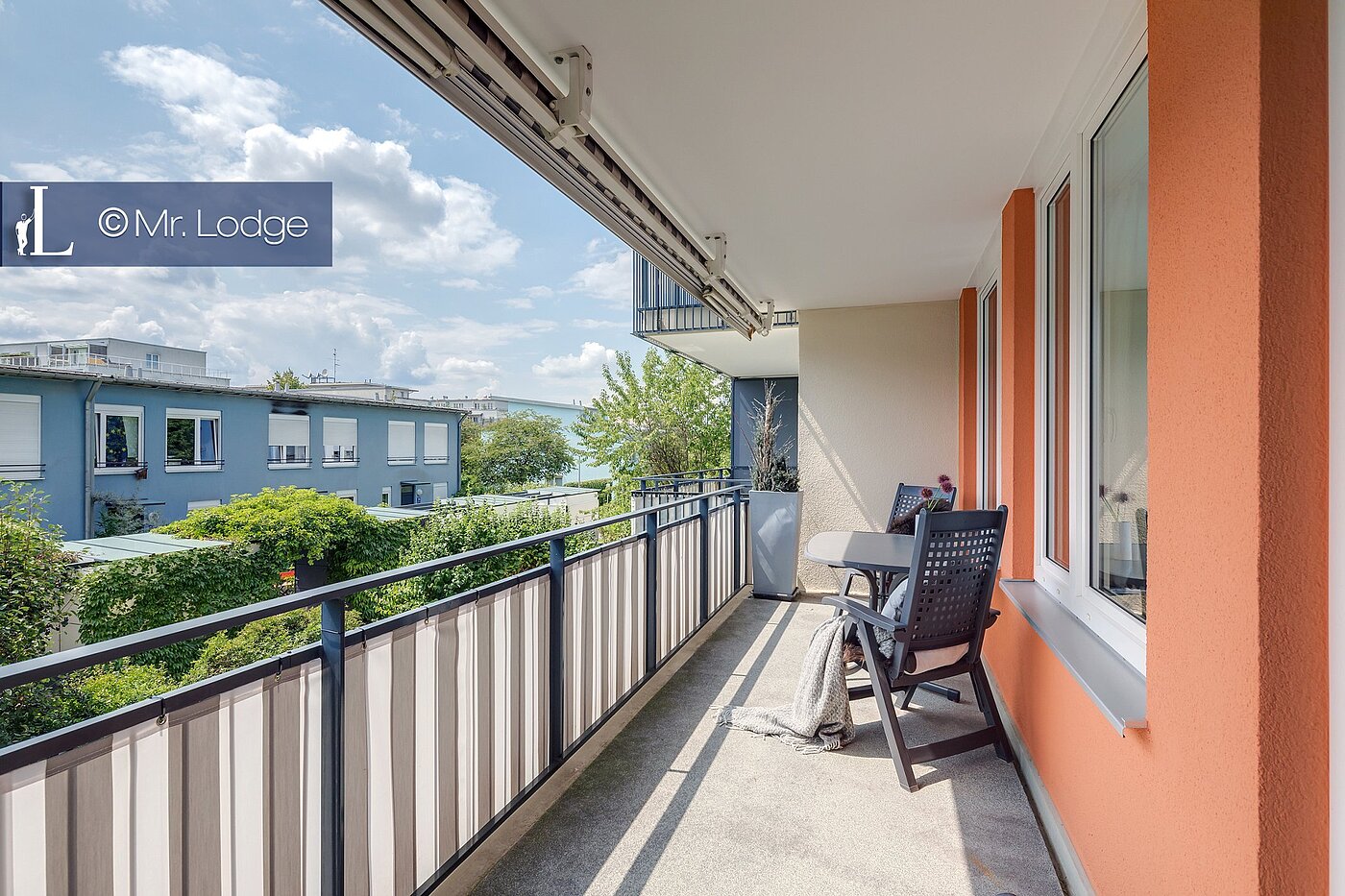 Ravna stran s spletno stranjo . 2 Sobe | München-Trudering | 1907ML1 | Herrlicher Süd-Balkon ...