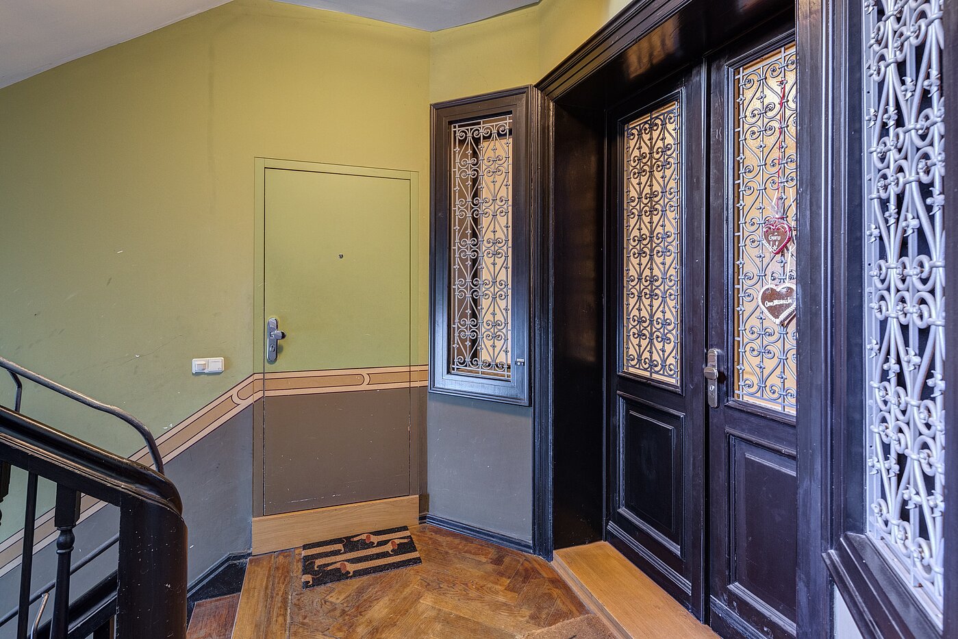 Επίπεδη με 1 Δωμάτιο | München-Ludwigsvorstadt | 70388 | Eingangstüre Wohnung