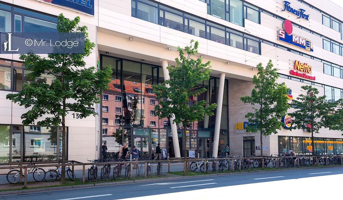 Lapos a  címen 1 Szoba | München-Bogenhausen | 1802ML4 | Einkaufen im "Einstein"