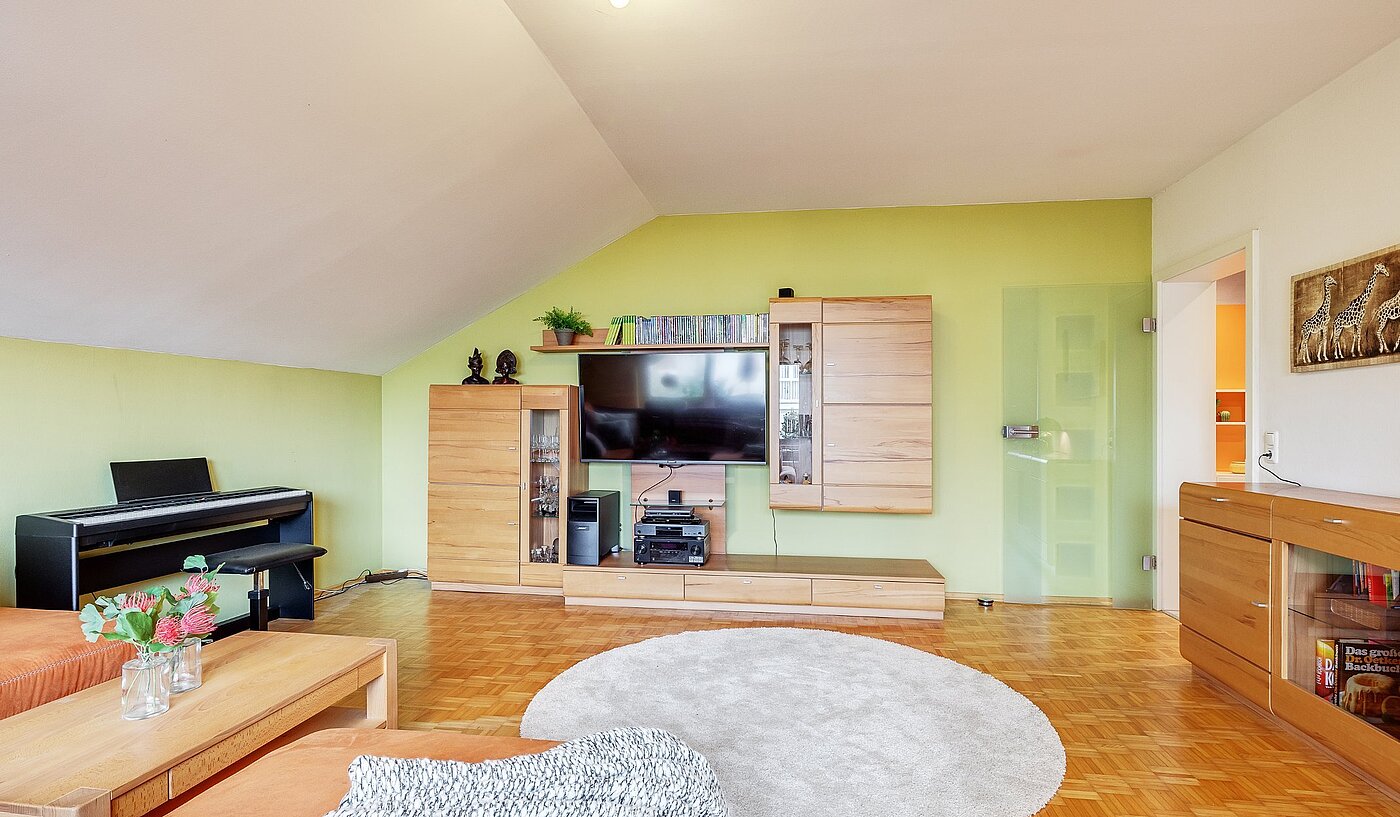 플랫 와 함께 3 객실 | Karlsfeld | 1904ML1 | Großzügiges...