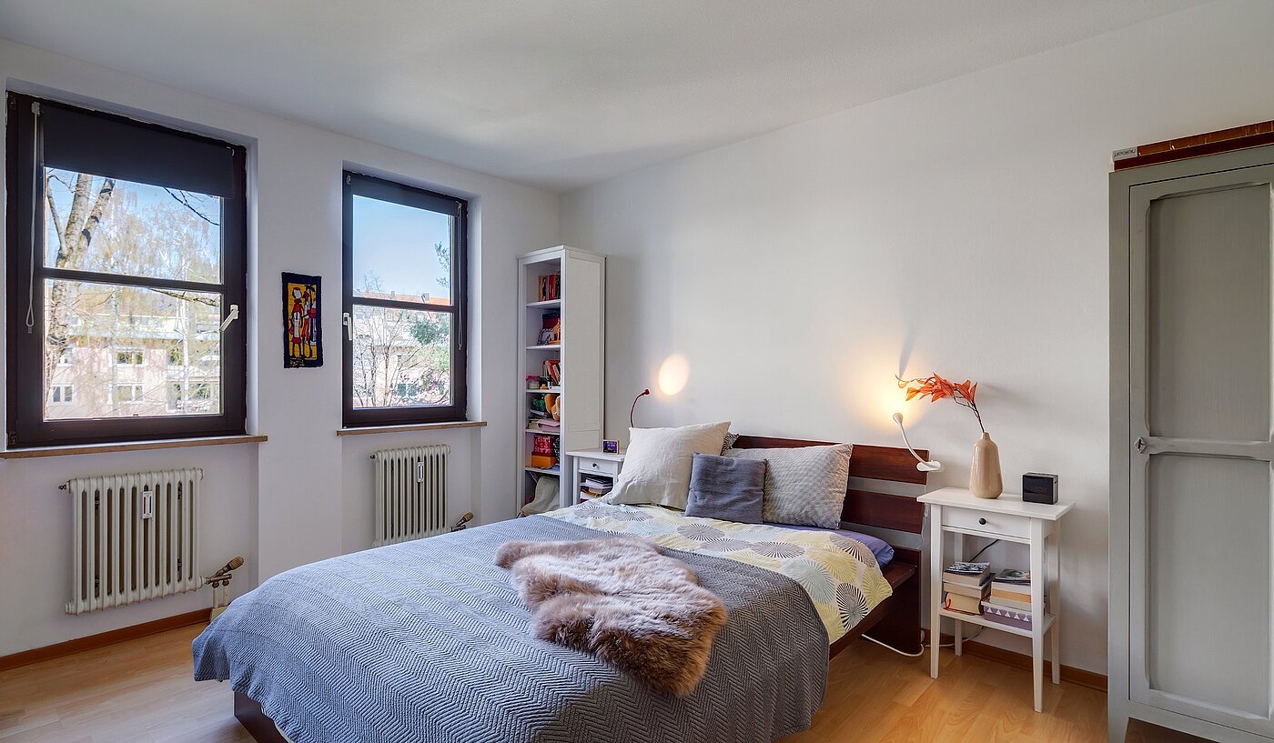 플랫 와 함께 2 객실 | München-Neuhausen | 2003ML5 | Ruhiges Schlafzimmer...