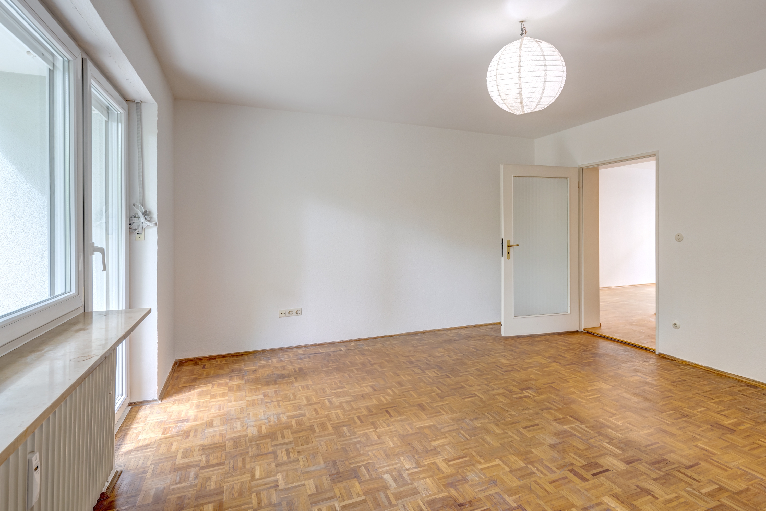 Mezzanin-gulv med 2.5 Værelser | München-Schwabing | 70441 | Wohnzimmer | Thumbnail
