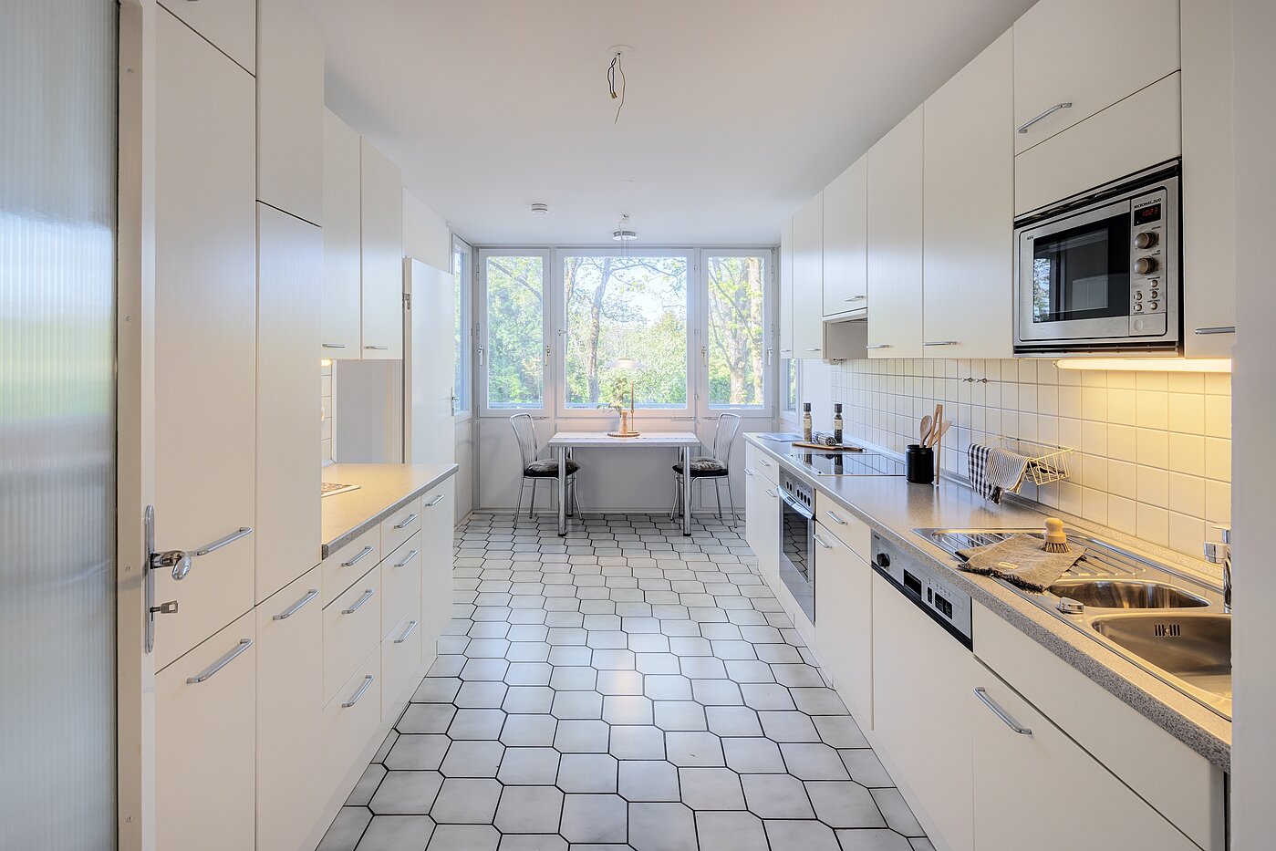 Плосък с 3.5 Стаи | München-Bogenhausen | 703052 | Küche mit...