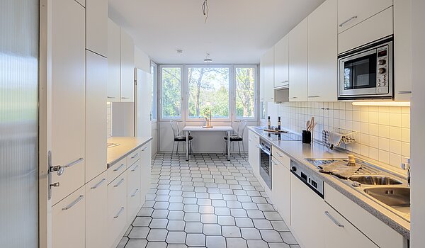 Επίπεδη με 3.5 Δωμάτια | München-Bogenhausen | 703052 | Küche mit...