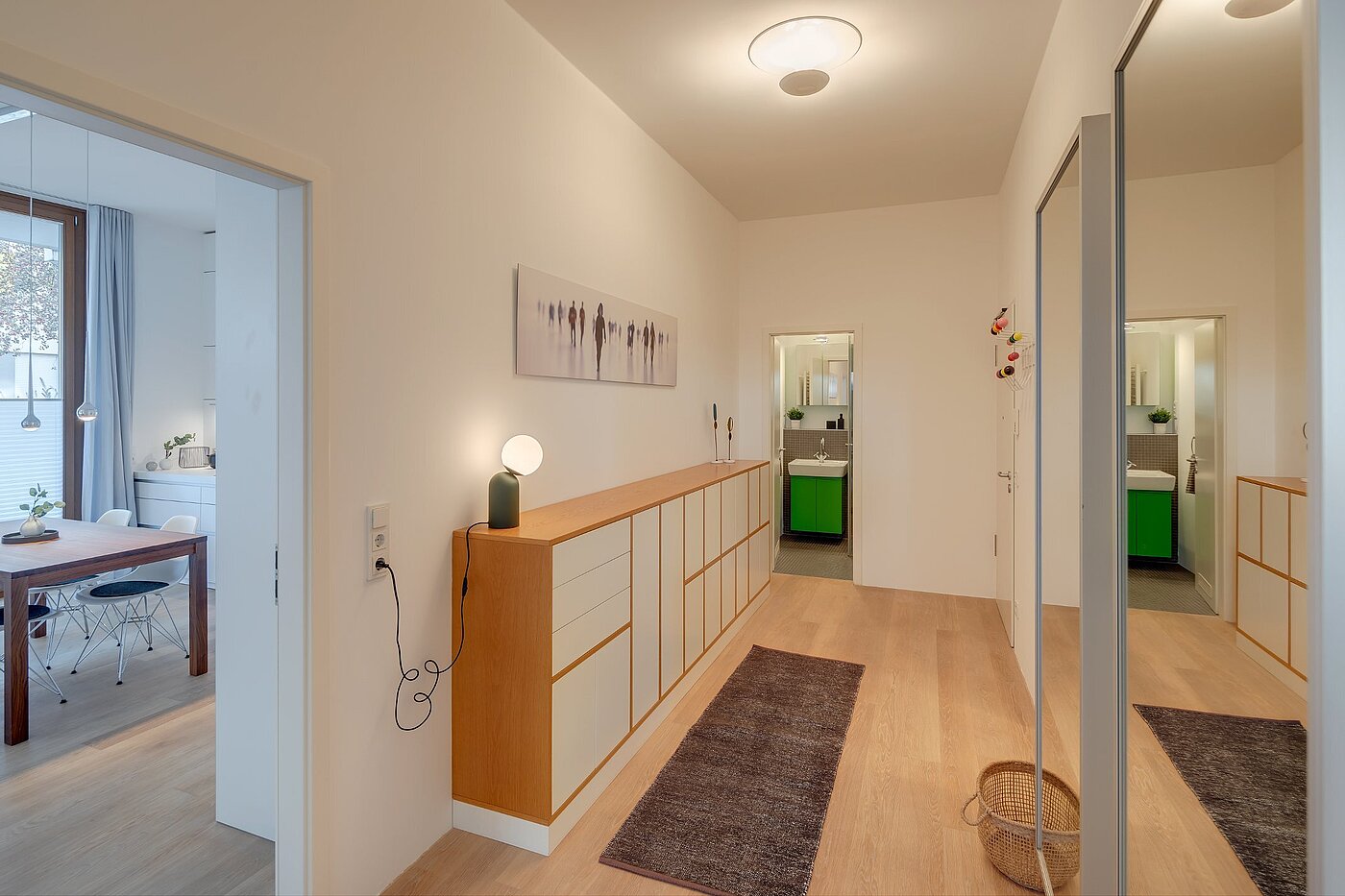 Asma kat ile 3 Odalar | München-Sendling | 2009ML8 | Diele mit maßgefertigtem...