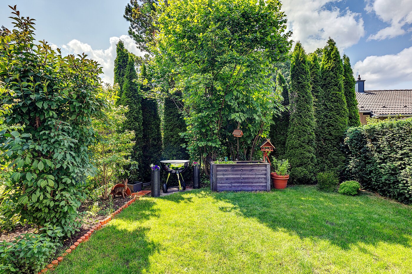 Rohový řadový dům s 6 Pokoje | Germering | 70033 | gepflegter Garten...