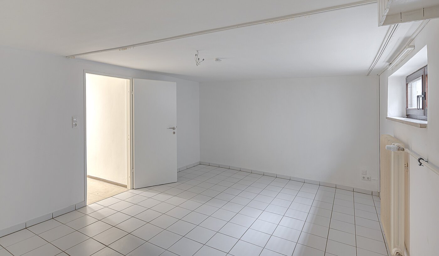 계단식 센터 하우스 와 함께 5 객실 | Unterschleißheim | 70187 | ...beheizbar und mit Fenster