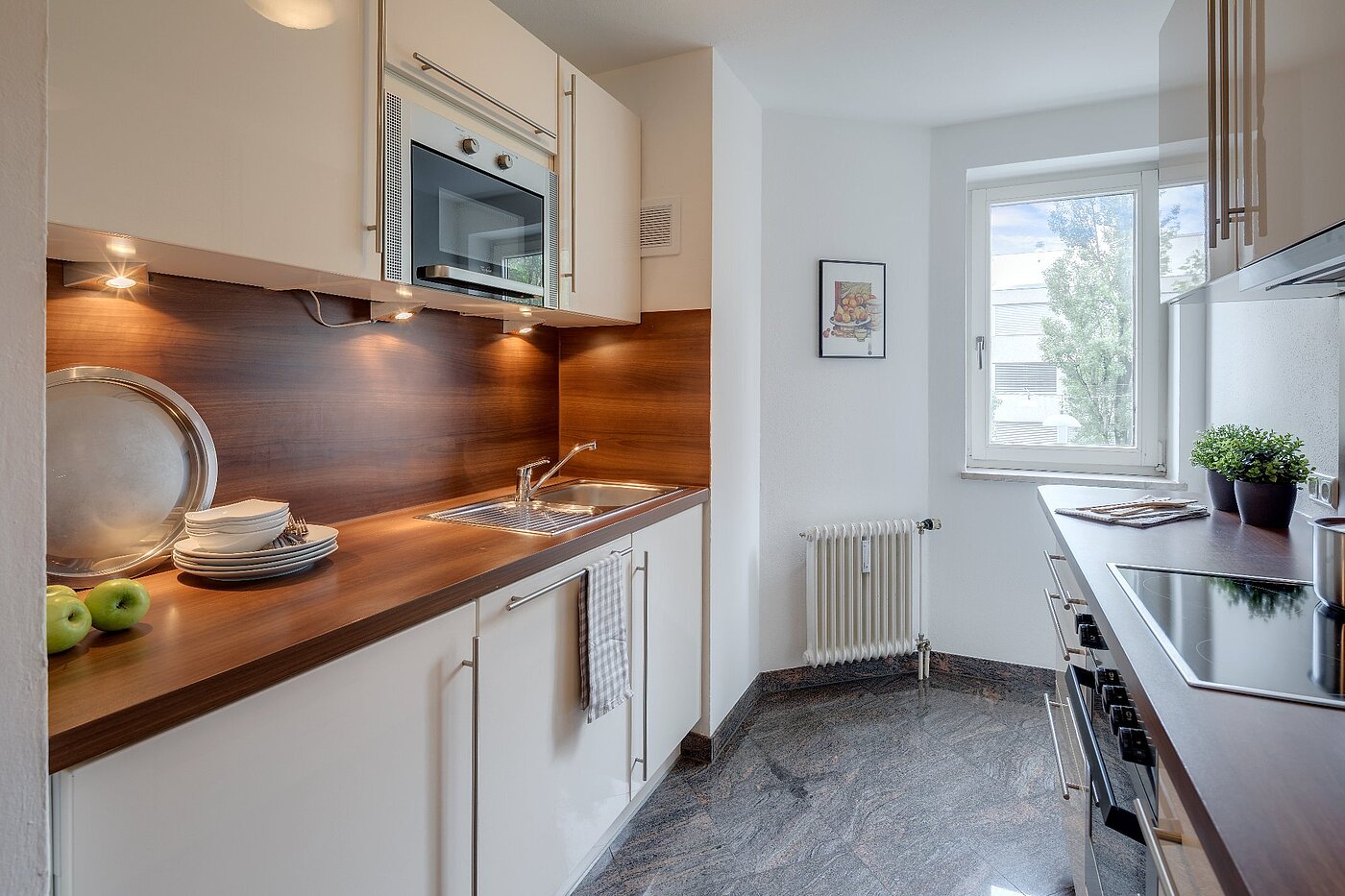 Lapos a  címen 3 Szobák | München-Ludwigsvorstadt | 1806ML1