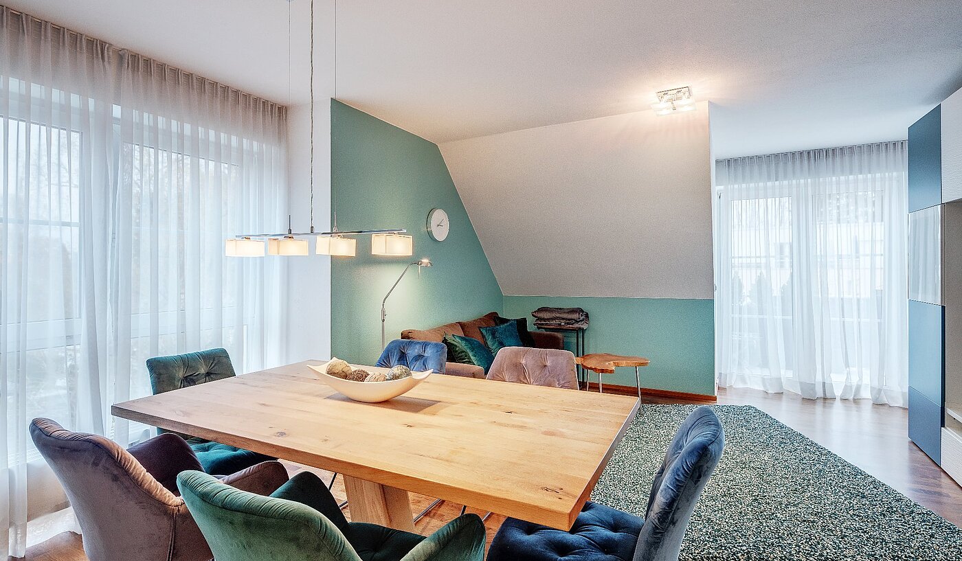 Płaski z 2 Pokoje | Unterhaching | 2004ML7 | ... und Essen