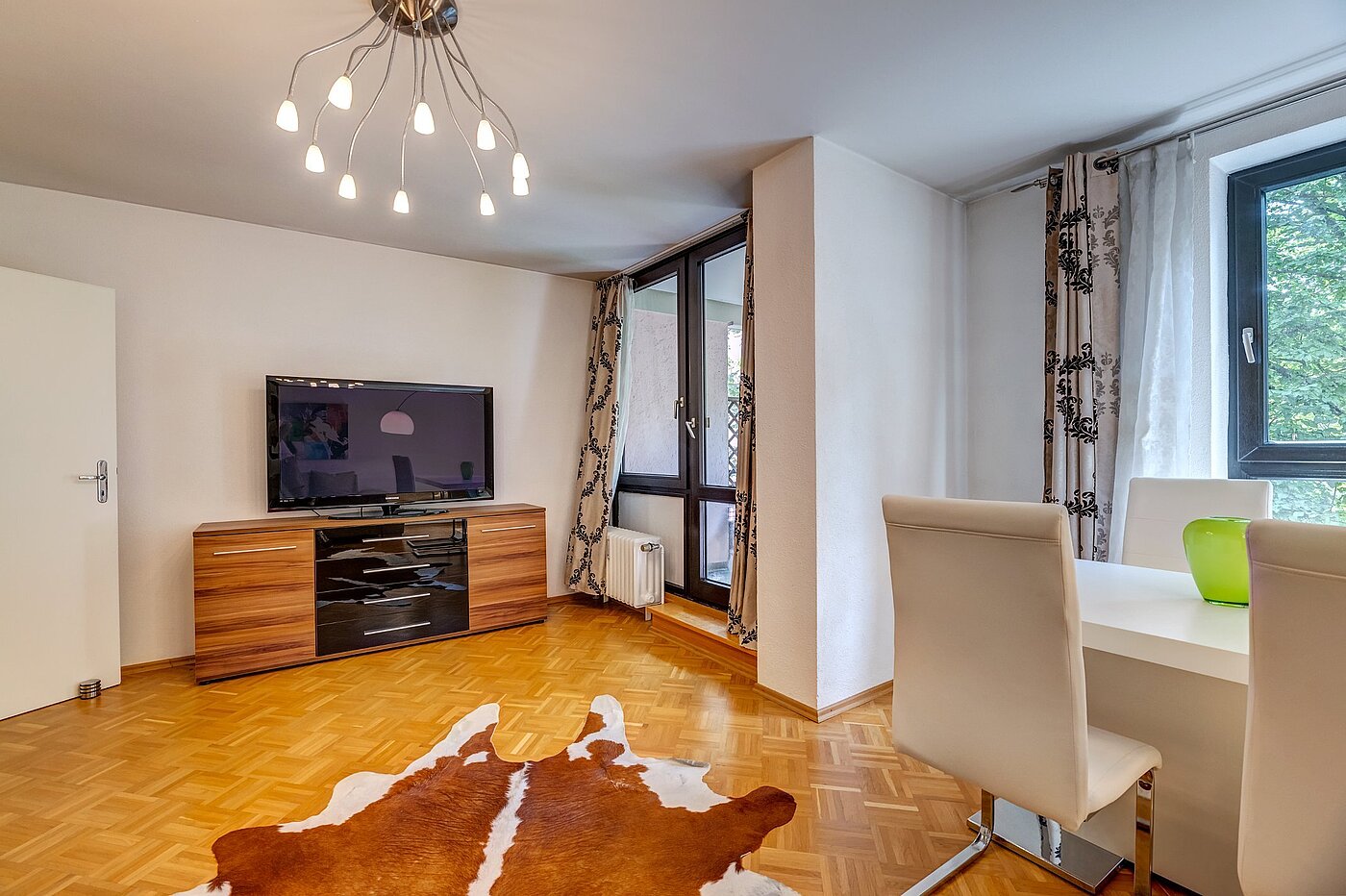 Ploché s 2 Pokoje | München-Sendling | 2106ML2 | Wohnzimmer...