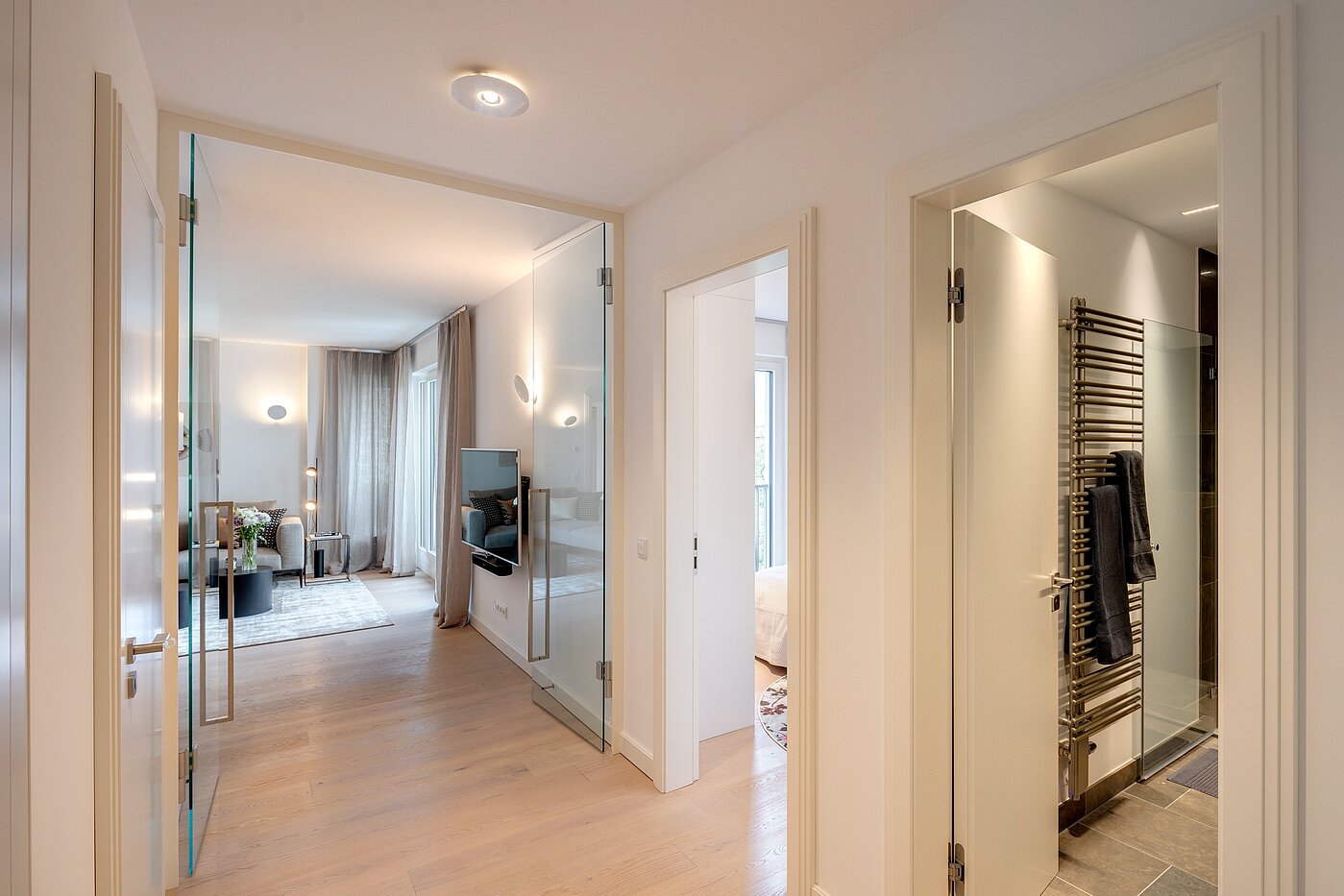 apartamento em prédio com 3 Zimmern | 70046 | Blick vom Eingang kommend