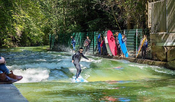 Maisonette lakás a  címen 3 Szobák | München-Lehel | 2209ML5 | ...mit Eisbachwelle