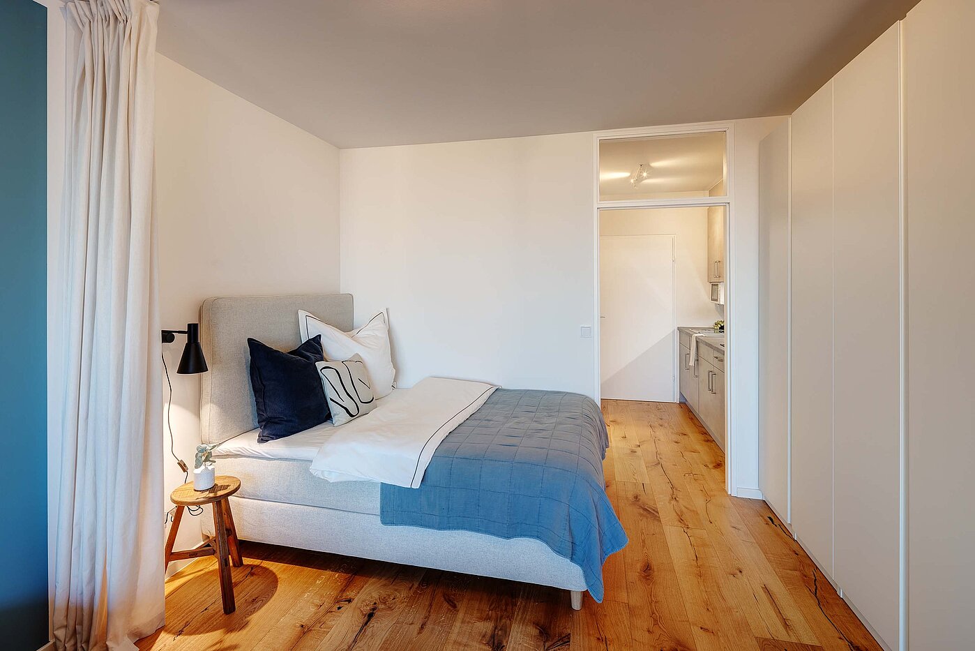 Ploché s 1 Izba | München-Bogenhausen | 70457 | Gemütliches Bett