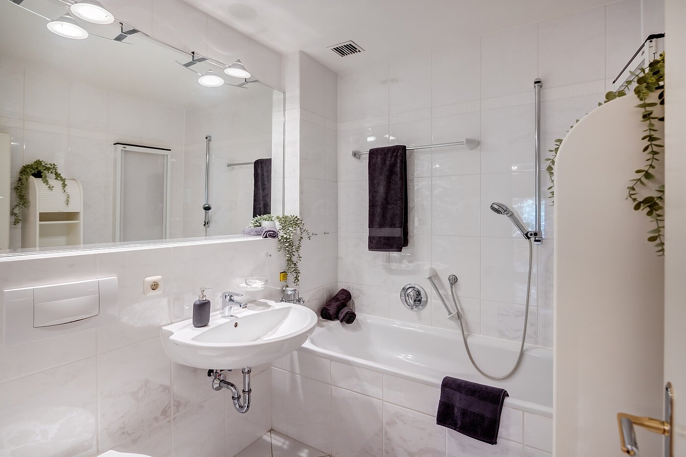 Byt na prízemí s 4 Izby | München-Laim | 702161 | Badezimmer mit...