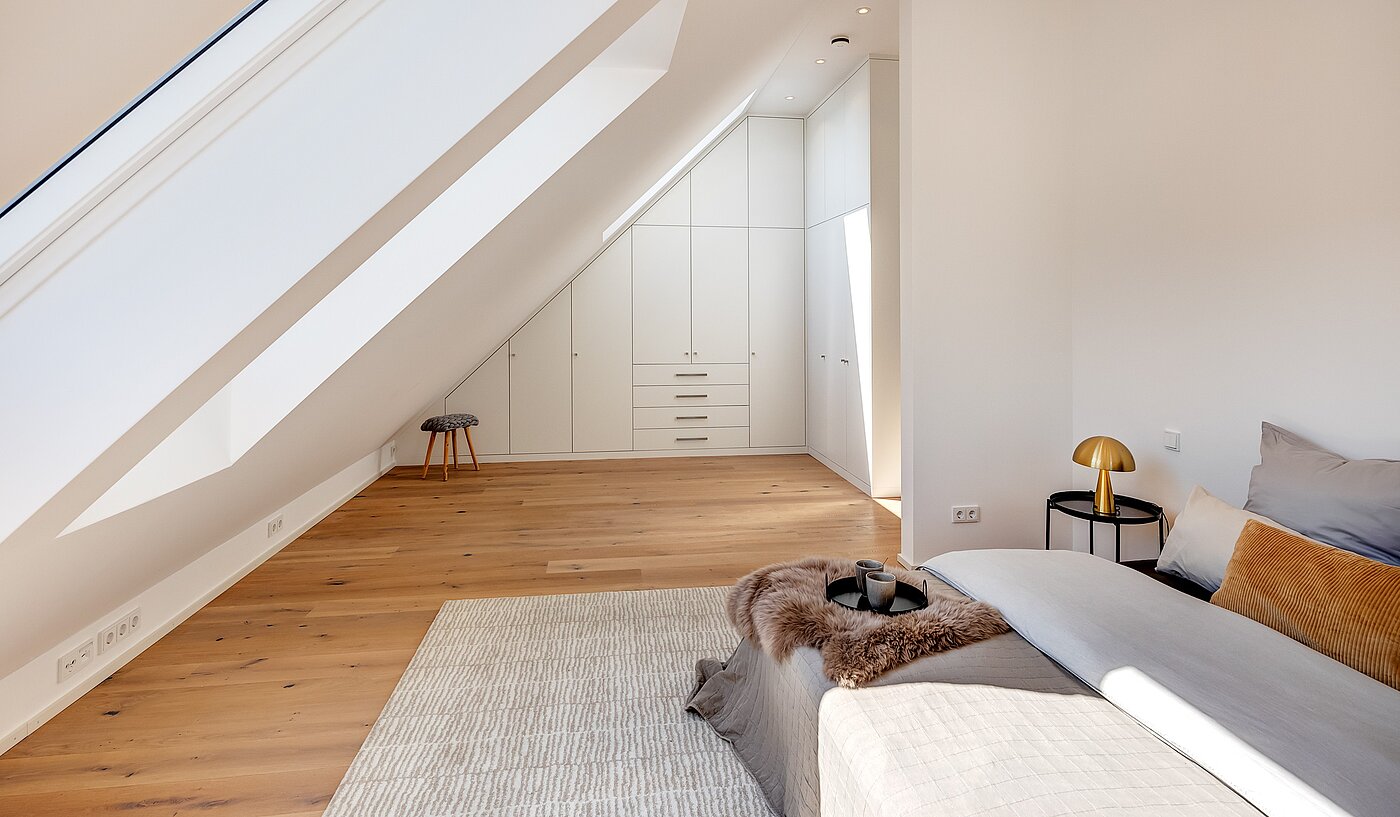 메조넷 플랫 와 함께 4 객실 | München-Obermenzing | 701553 | ...und hochwertigen Einbauschränken