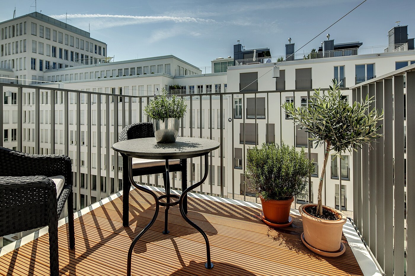 Ploché s 2 Izby | München-Maxvorstadt | 70023 | Sonniger Westbalkon