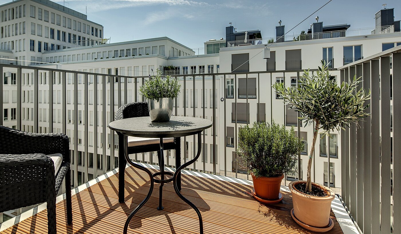 Flad med 2 Værelser | München-Maxvorstadt | 70023 | Sonniger Westbalkon