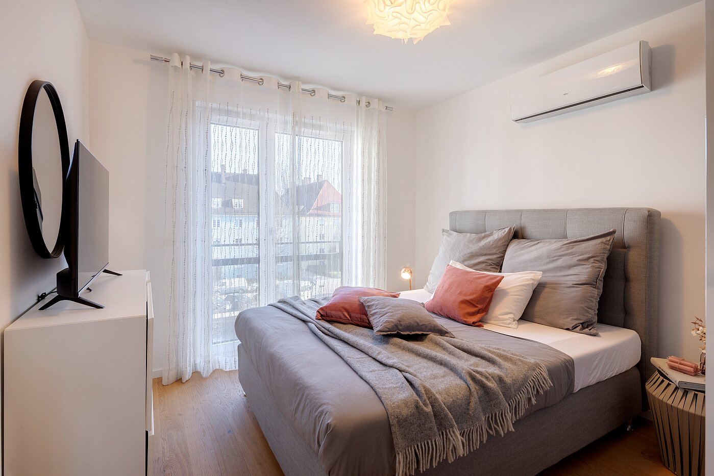 Płaski z 4 Pokoje | München-Bogenhausen | 70380 | Gäste- oder...