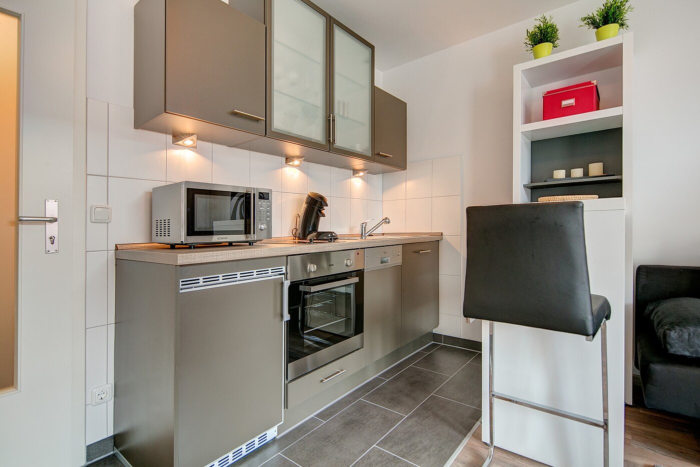 Plat cu 1 Camera | München-Berg am Laim | 70064 | ...mit Küchenzeile und Essbereich