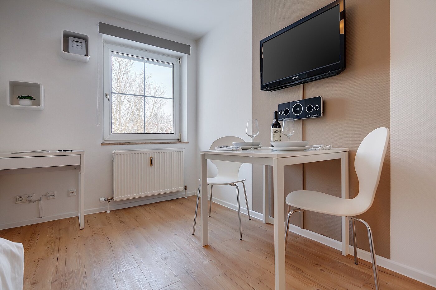 Ploché s 1 Pokoj | München-Trudering | 2011ML4 | Modern möblierter Wohn- und