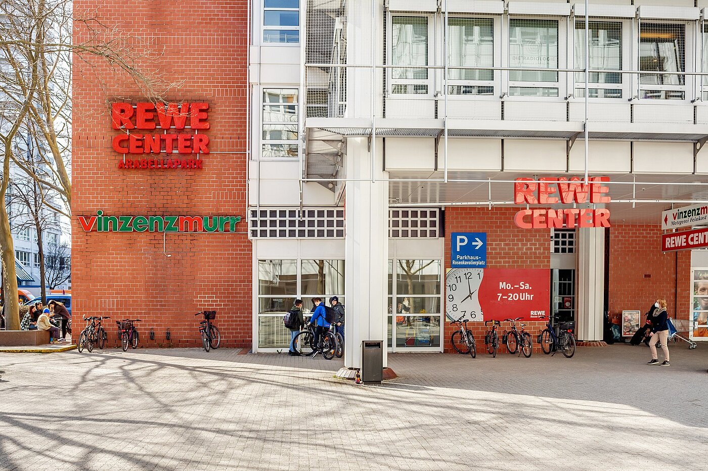 Ploché s 1 Pokoj | München-Bogenhausen | 2103ML6 | Der Supermarkt um´s Eck