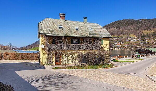 Mehrfamilienhaus з 11 Кімнати | Rottach-Egern | 70215 | in zentraler Lage.