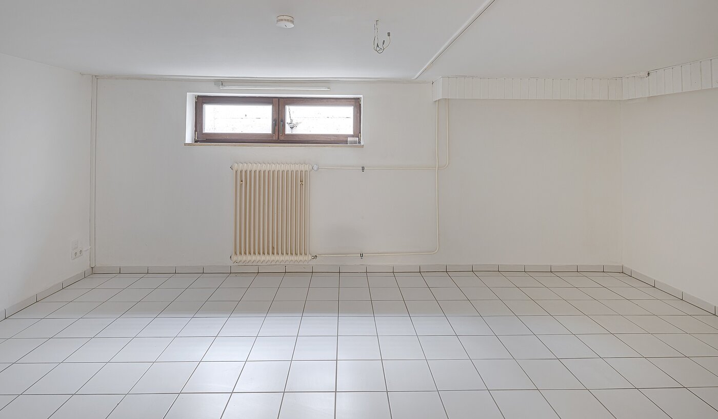 계단식 센터 하우스 와 함께 5 객실 | Unterschleißheim | 70187 | Geräumiger Hobbykeller...