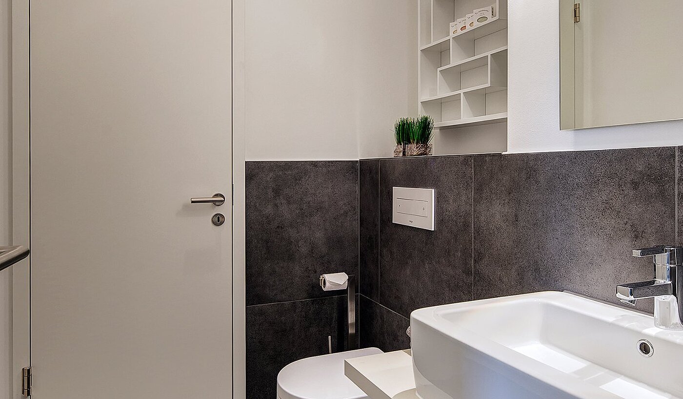 apartamento em prédio com 4 Zimmern | 1802ML2 | Gäste-WC