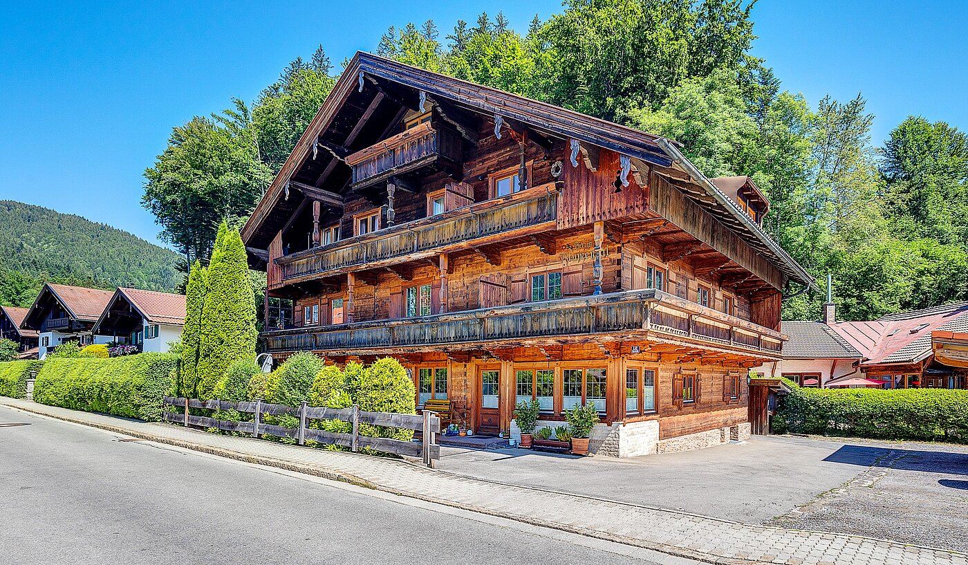 다락방 평면 와 함께 2 객실 | Bad Wiessee | 70017 | Hausansicht