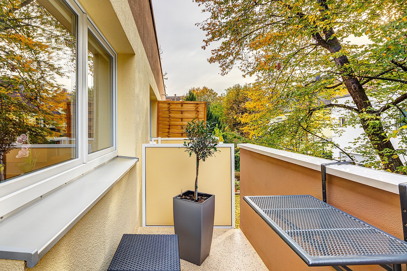 Apartment met 1 Kamer | 70478 | Sonniger Balkon