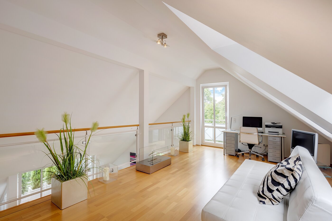 Апартамент тип мезонет с 2.5 Стаи | München-Solln | 701961 | ...Galerie...