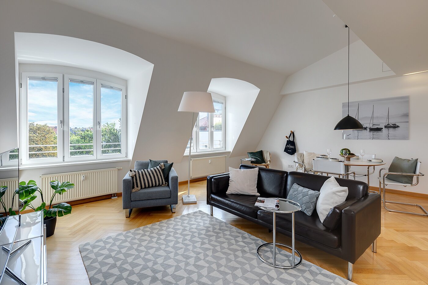 Flad med 2 Værelser | München-Schwabing | 2208ML2 | Lichtdurchflutet
