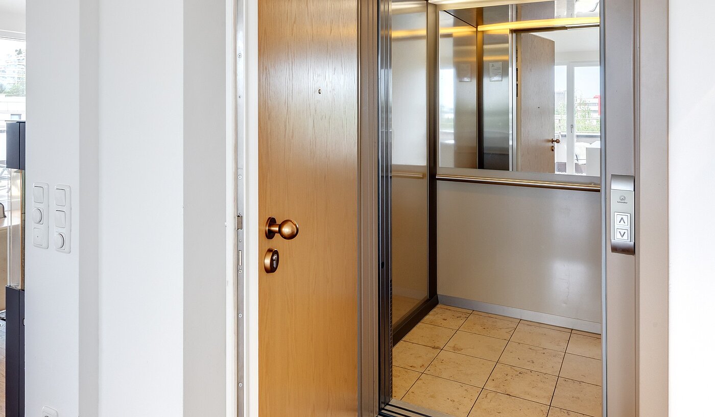 Penthouse a  címen 3.5 Szobák | München-Oberföhring | 70237 | ...direktem Zugang zum Lift