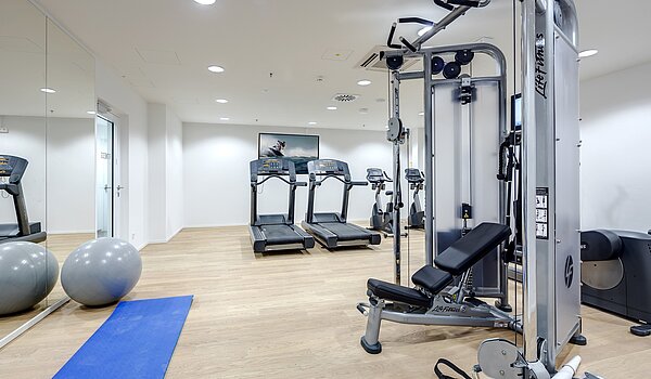 Apartment a  címen 1.5 Szobák | München-Neuhausen | 703131 | Fitnessbereich