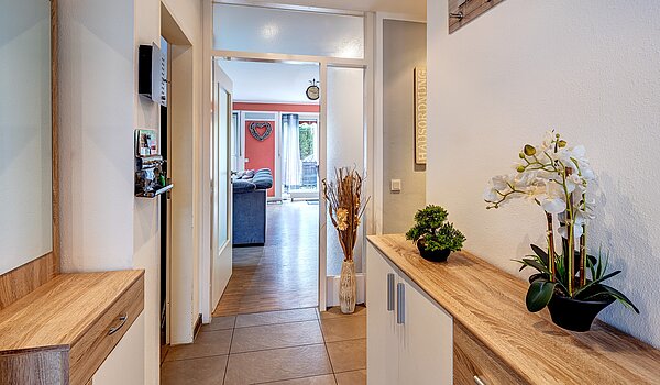 Кутовий будинок з терасою з 6 Кімнати | Germering | 70033 | Diele mit Stellfläche