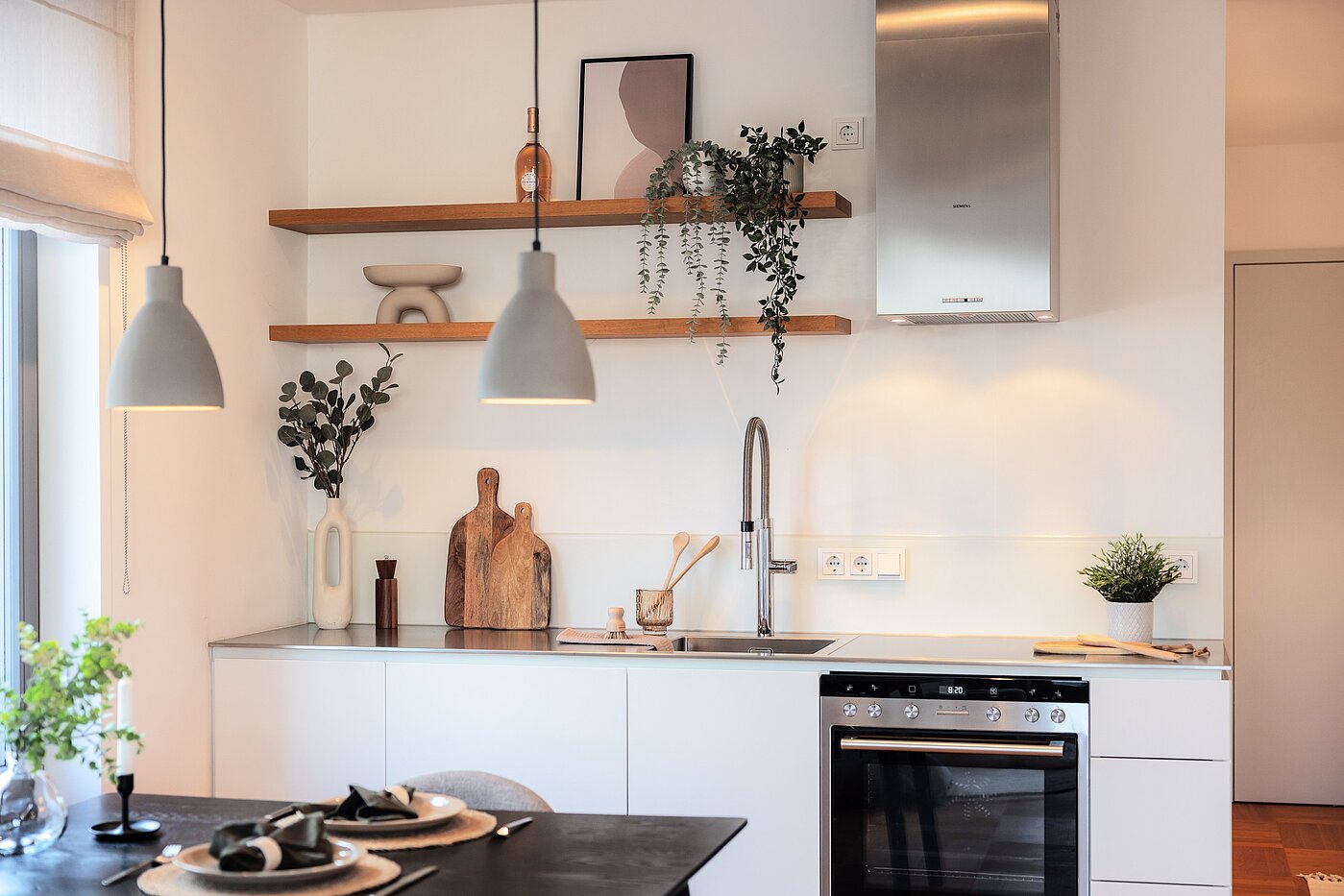 Ploché s 2 Izby | München-Schwabing | 70195 | Designer Einbauküche...