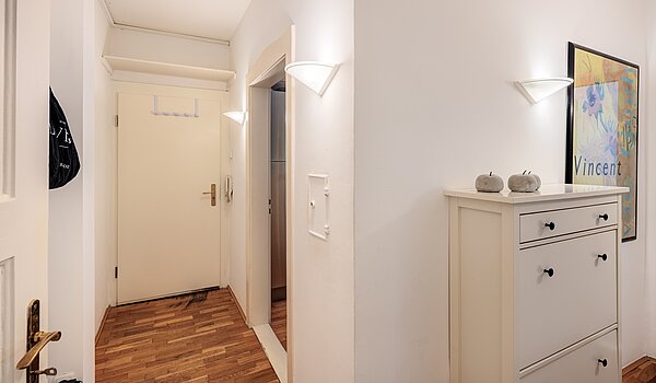 플랫 와 함께 1.5 객실 | München-Neuhausen | 70473 | Diele mit...