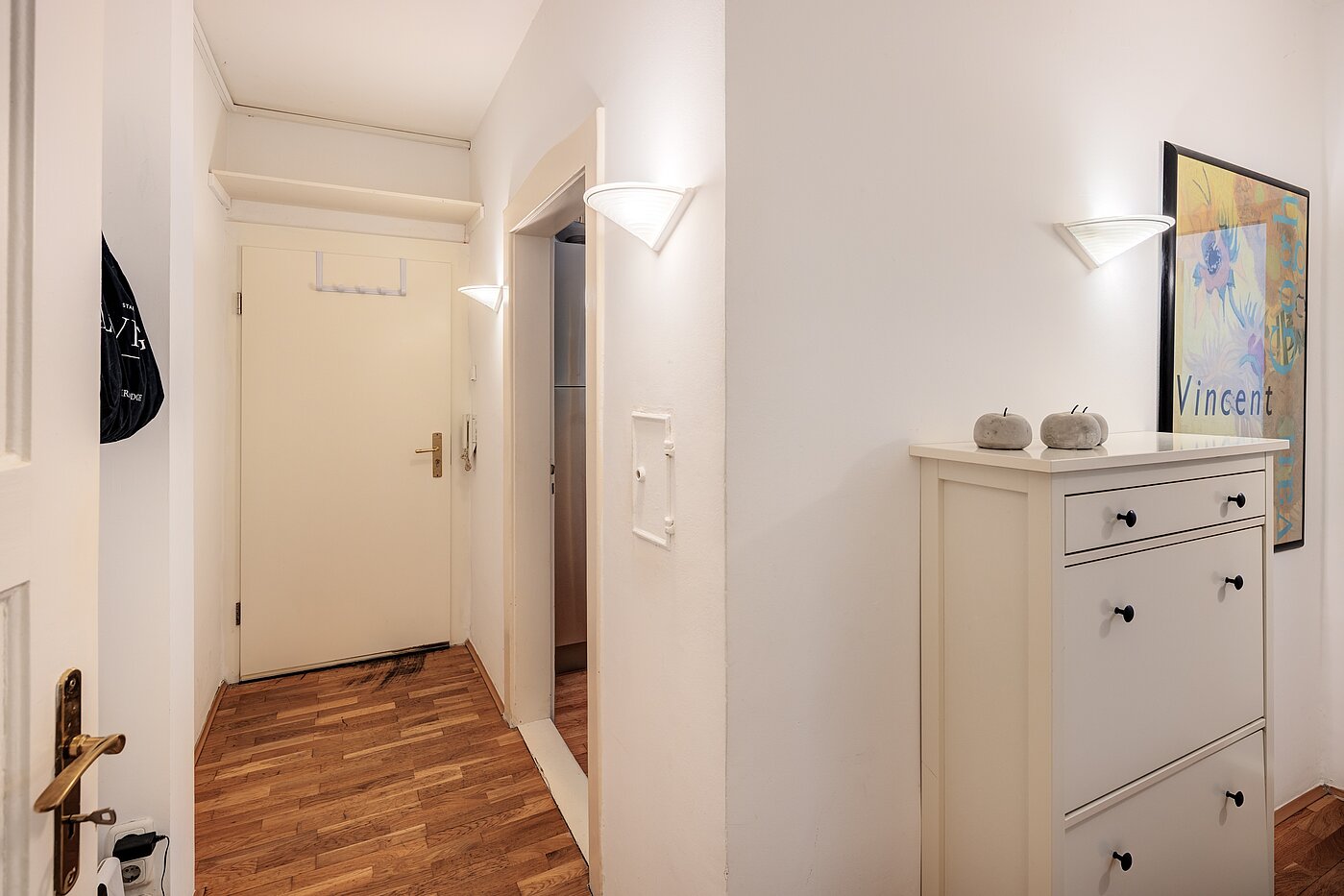 Lapos a  címen 1.5 Szobák | München-Neuhausen | 70473 | Diele mit...