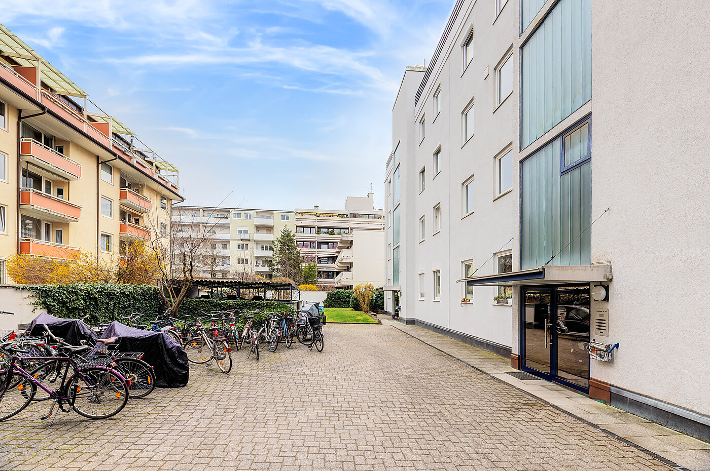 Lejlighed i stueetagen med 2 Værelser | München-Schwabing | 70394 | Rückgebäude