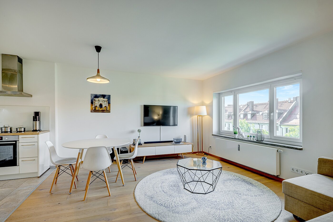 Apartment cu 1 Camera | München-Schwabing | 70198 | Gemütlicher Essbereich