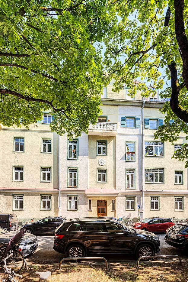 Lapos a  címen 1.5 Szobák | München-Neuhausen | 70473 | Gepflegtes Objekt