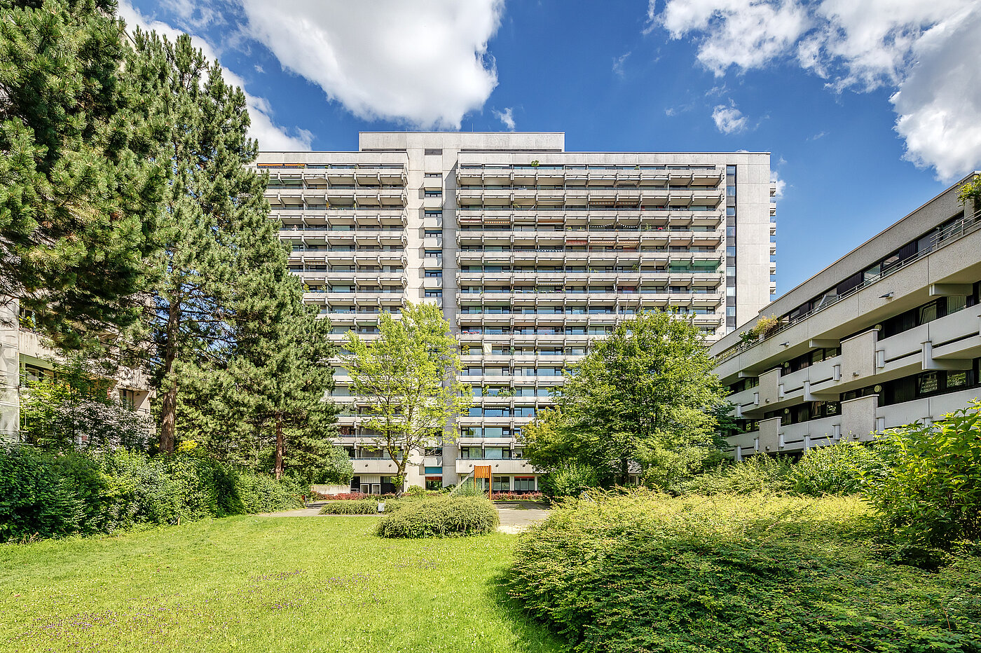 Apartment s spletno stranjo . 1 Soba | München-Haidhausen | 70275 | Gebäude Innenhof