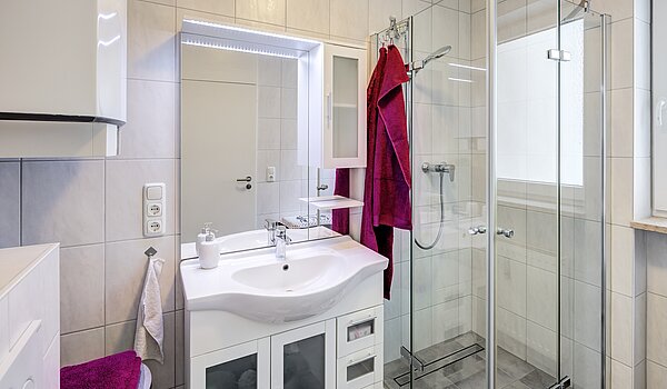 Flad med 1 Værelse | Karlsfeld | 70460 | Badezimmer