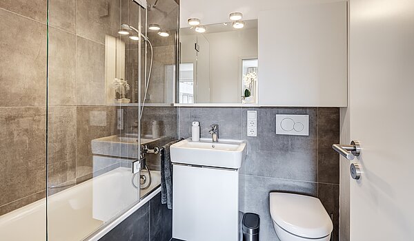 Ploché s 3.5 Izby | München-Au | 704231 | Bad 2