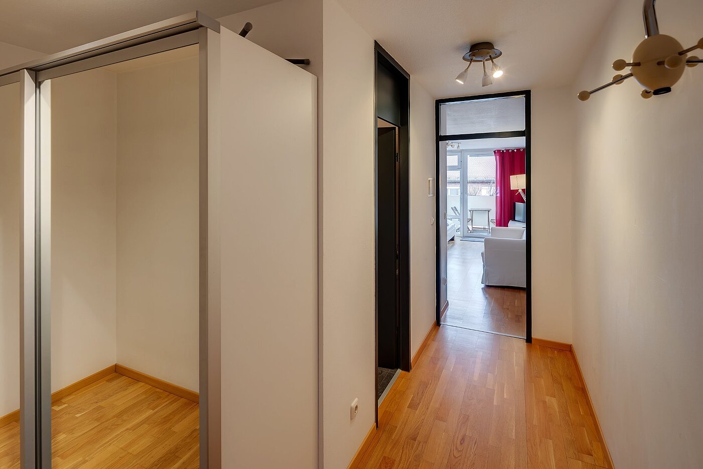 Ploché s 1 Pokoj | München-Isarvorstadt | 2110ML3 | Diele mit...