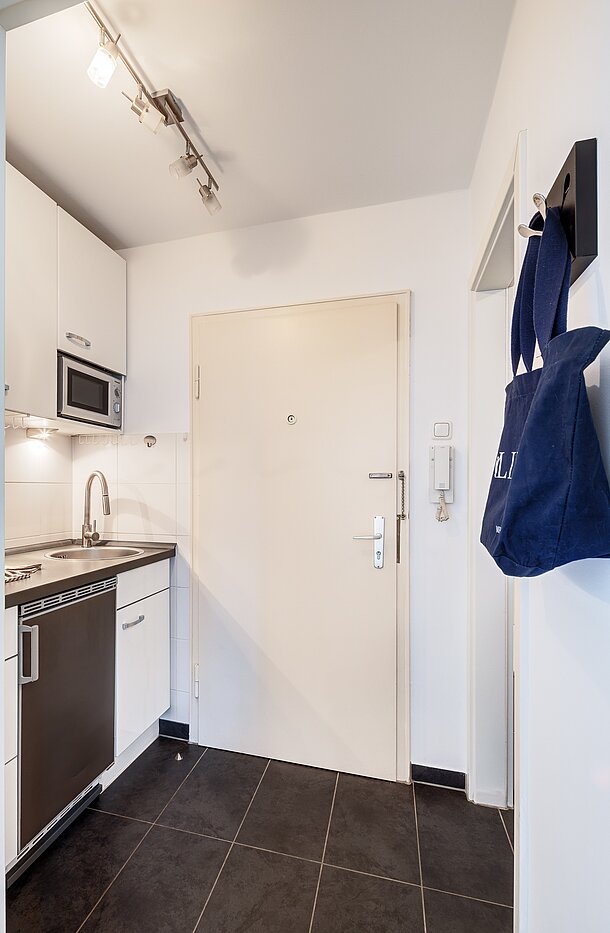 Apartment a  címen 1 Szoba | München-Schwabing | 70200 | Blick Richtung Eingang