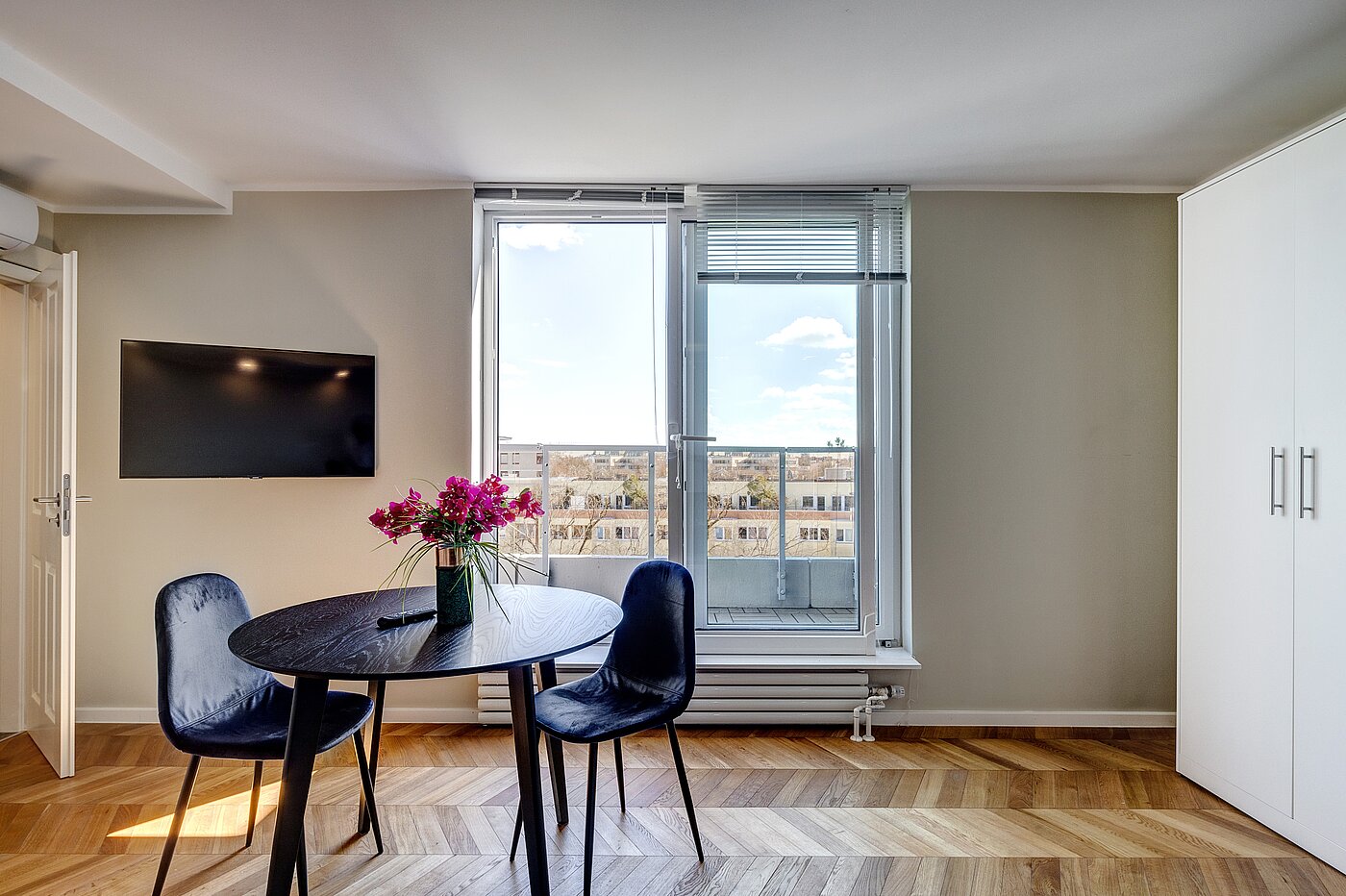 Apartment med 1 Værelse | München-Schwabing | 70376 | Ruhige Ausrichtung