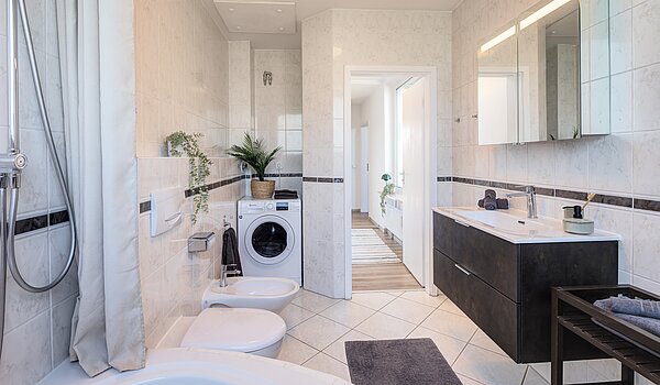 Terrassenwohnung з 3.5 Кімнати | München-Berg am Laim | 123456 | Inkl. Waschmaschinenanschluss